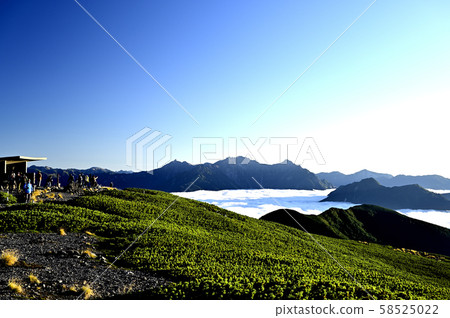 從Norikura山，山的早晨視圖 58525022