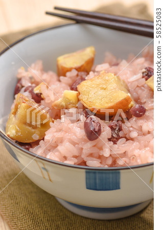 Chestnut rice with red beans 58525083