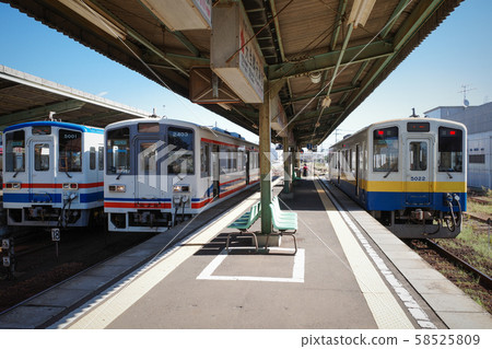 關東鐵道水海道站新舊車輛 關東鐵道水海道站新舊車輛 58525809