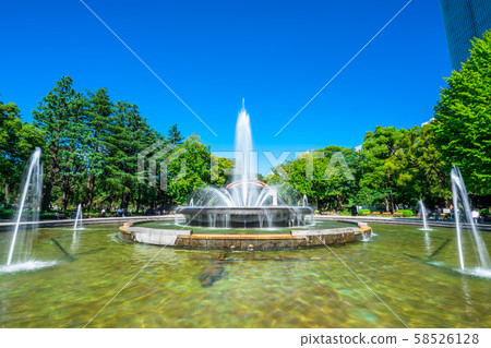 噴泉在東京日比谷公園 噴泉在東京日比谷公園 58526128