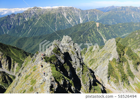 Northern Alps Large Killet Longitudinal from Kasumigatake to Kitahotakadake Scenery of Large Killet Hida crying, Hasegawa Peak and Kasagatake 58526494