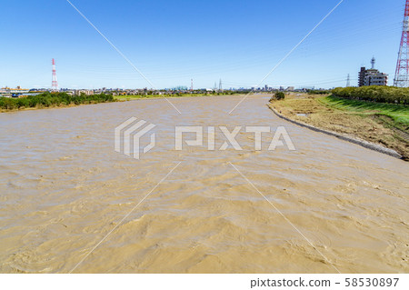 多摩河水井，2019年第19號颱風，從Koremasa橋往下看 58530897