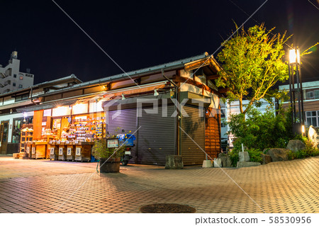 《長野縣》夜間的水手街/購物街 58530956