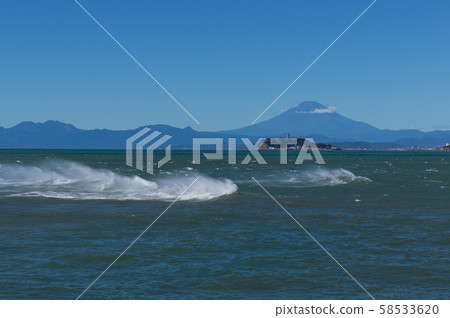 oshi子碼頭的颱風氾濫 58533620