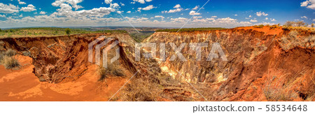 Ankarokaroka canyon Ankarafantsika, Madagascar 58534648