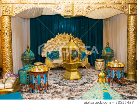 Jewish Hupa , wedding putdoor . 58535487