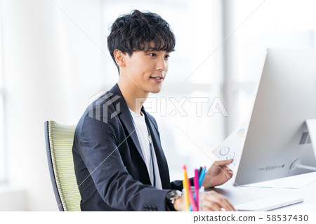 Businessman, office 58537430