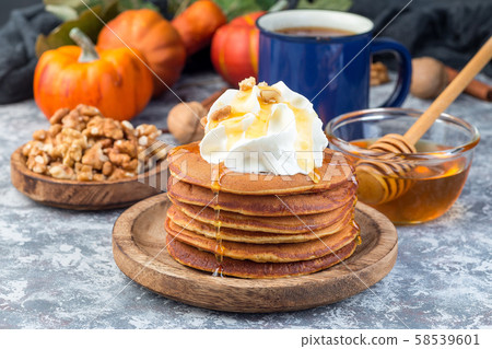 Delicious homemade pumpkin pancakes  58539601