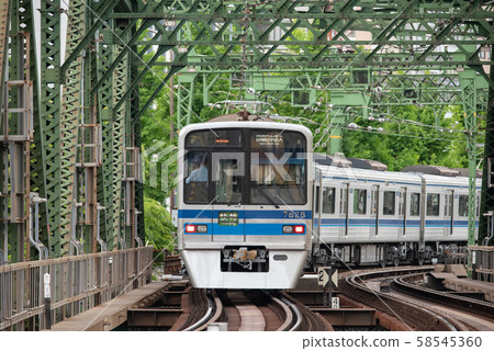 Hokuso Line 7300 (within Keikyu Line) 58545360