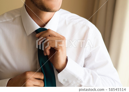 Man's style. dressing suit, shirt and cuffs 58545514