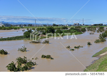 Upstream direction of Arakawa and Iruma River confluence Upstream direction of Arakawa and Iruma River confluence 58547065