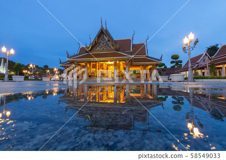 King Rama III Memorial Park in Bangkok, Thailand 58549033
