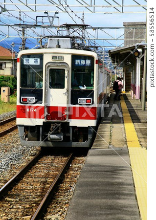 前往日光... 6050系列東武金崎站 前往日光... 6050系列東武金崎站 58556514