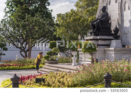 Wat Ratchanatdaram and Loha Prasat (iron castle) Wat Ratchanatdaram and Loha Prasat (iron castle) 58563005