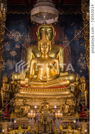 Wat Ratchanatdaram and Loha Prasat (iron castle) 58563014