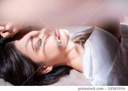 女性生活方式 58565034