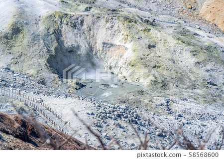 秋室堂精湛景色地獄谷[富山縣] 58568600