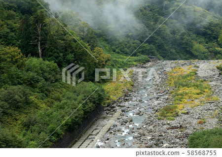 瀑布富山縣的名稱 瀑布富山縣的名稱 58568755