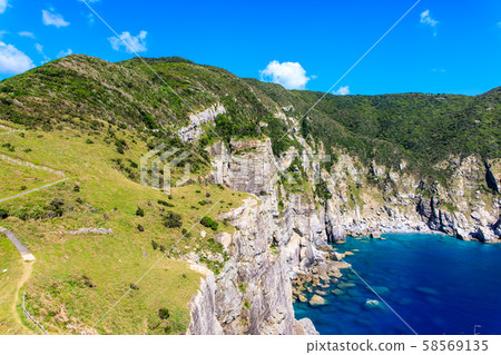 Osezaki cliff [Goto City, Nagasaki Prefecture] 58569135