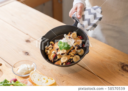 pancake pancake 58570539