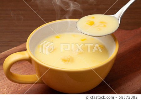 Corn soup 58572392