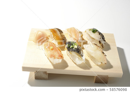 Nigiri Nigiri Sushi 58576098
