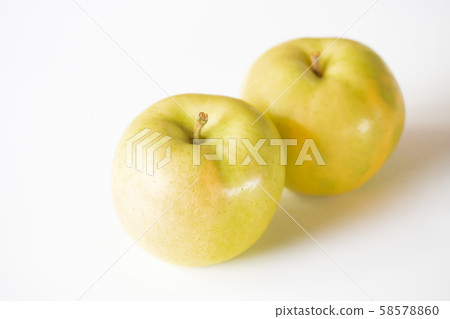 Apple, yellow king Apple, yellow king 58578860