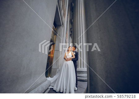 Beautiful wedding couple 58579218
