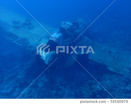 Type-0 water reconnaissance aircraft Jake sank on the sea floor in Palau 58580978