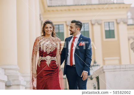 Turkish couple 58582002