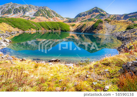 Murodo autumn scenery, Mikurigaike [Toyama Prefecture] 58590138