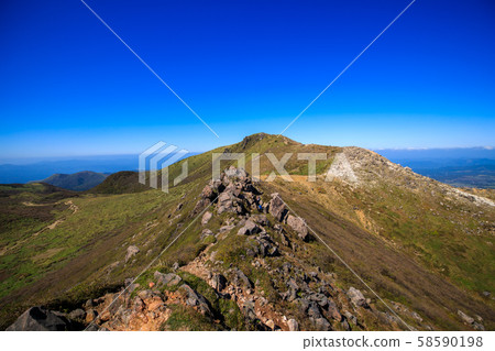 《大分縣九州山脈》至山的登山路線和山脊 58590198