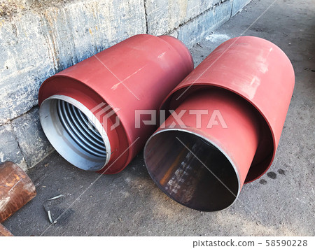 Flange expansion joints on the ground Flange expansion joints on the ground 58590228