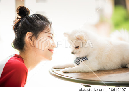 女性生活寵物 女性生活寵物 58610407