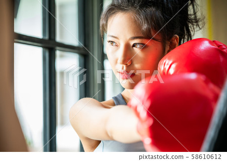 女武術拳擊 58610612