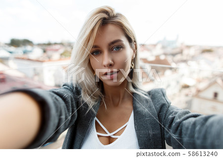 Beautiful stylish young woman Beautiful stylish young woman 58613240