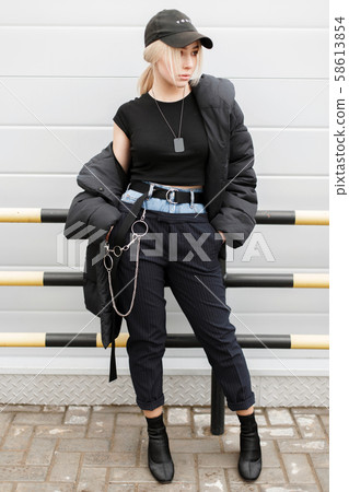 Fashion stylish model woman Fashion stylish model woman 58613854