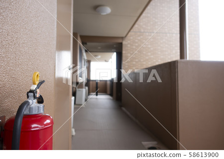 Fire extinguisher 58613900