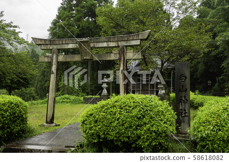 Hakusan Shrine Taisho-ji, Sabae City, Fukui Prefecture 58618082