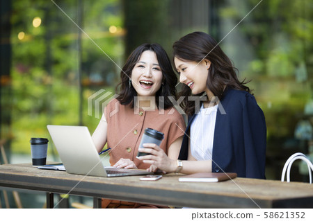 女商人咖啡館 58621352