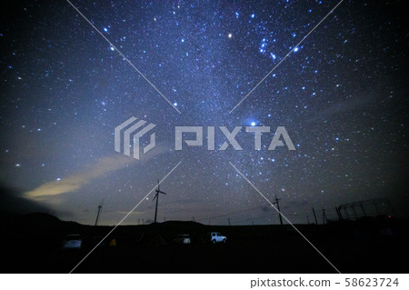 《Shikoku Karst, Ehime Prefecture》 The starry sky from the Himetsurudaira Campground and the Great Winter Triangle 58623724