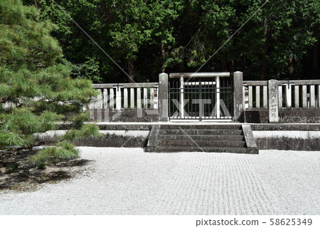 天地皇帝陵墓 天地皇帝陵墓 58625349