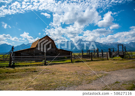 Mormon barn by the mountain 58627116