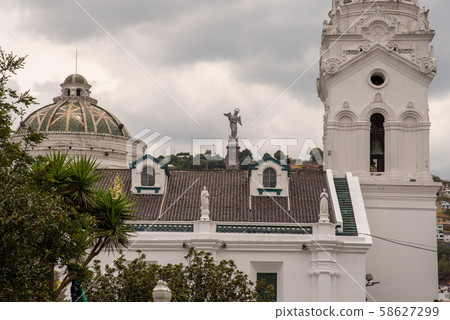 Walking towards Quito Cathedral 58627299