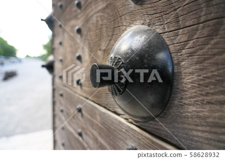 京都御所大門 58628932