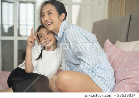 父母和孩子的生活方式 58629834