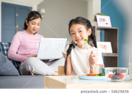 父母和孩子的生活方式餐 58629836