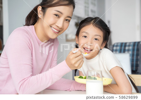 父母和孩子的生活方式餐 58629899