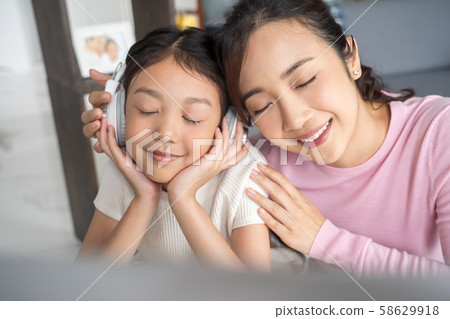 Parent-child lifestyle learning 58629918