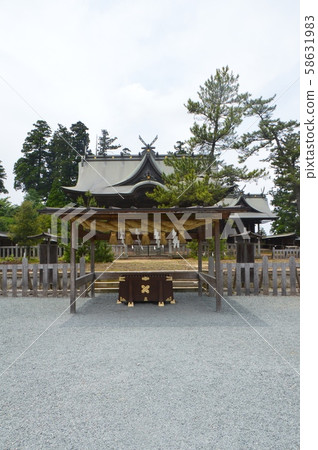 阿蘇神社（前），一宮（中心），三座寺廟（右後）的臨時朝聖場所（熊本縣阿蘇市一宮市內宮路3083-1） 58631983